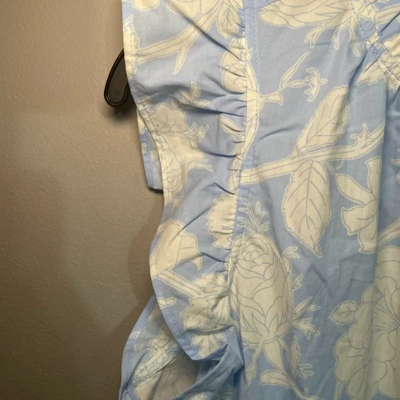Time and Tru Women’s Blue and White Floral Tiered Mini Dress Medium BNWT - Picture 4 of 6